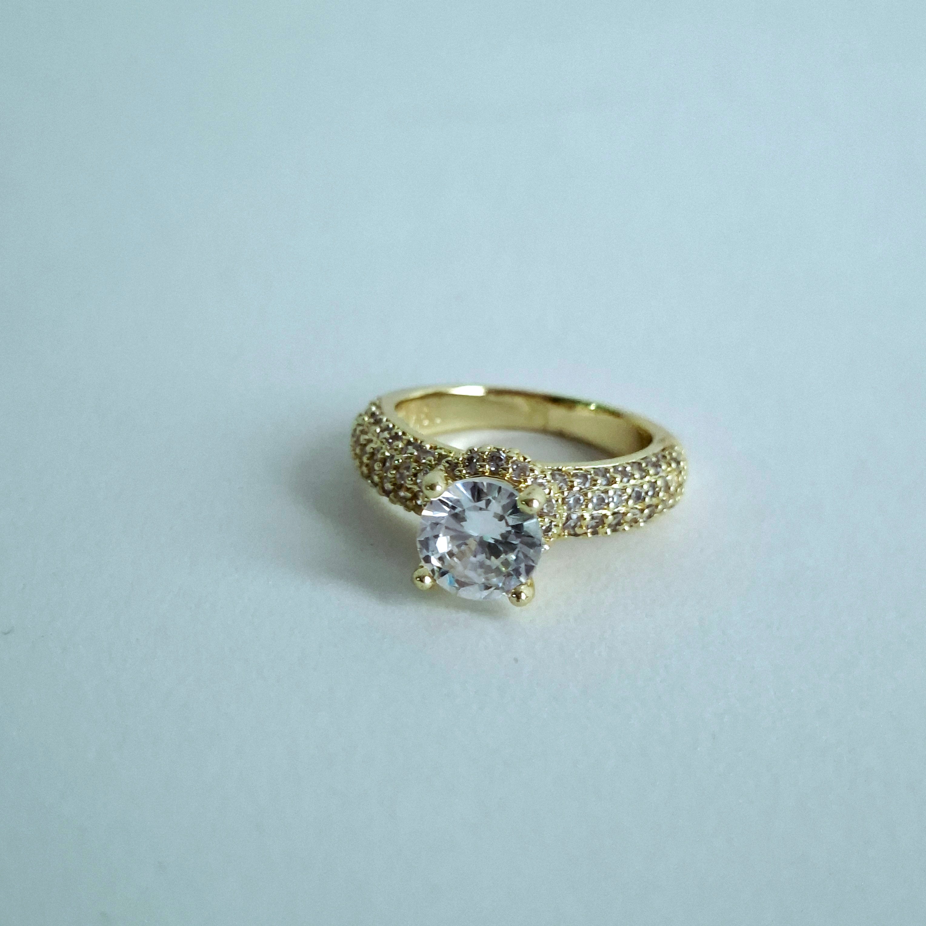 Majestad - Anillo